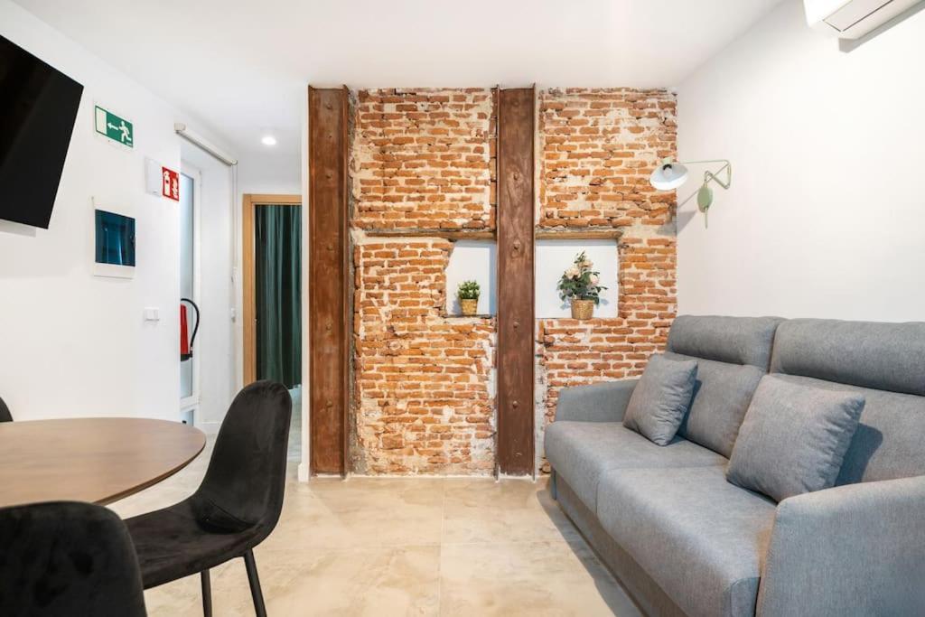 Nice Flat In Lavapies At Street Level S23A Madrid Exterior photo