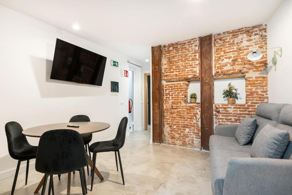 Nice Flat In Lavapies At Street Level S23A Madrid Exterior photo