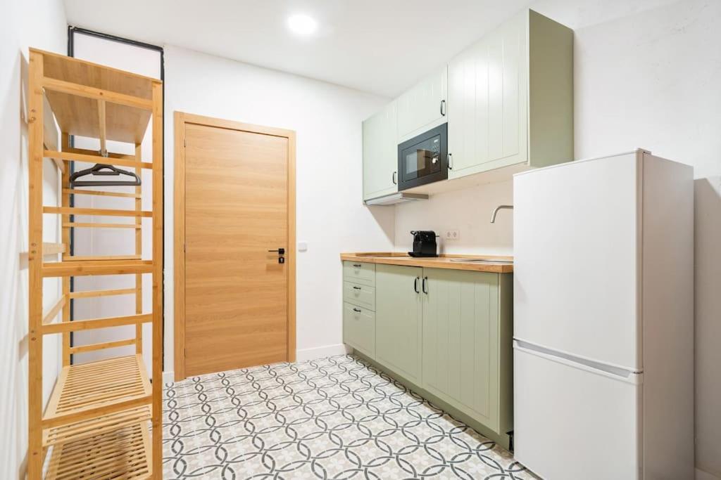 Nice Flat In Lavapies At Street Level S23A Madrid Exterior photo